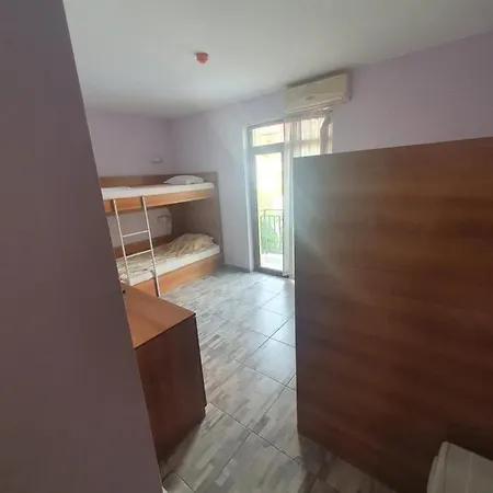 Hotel 415 מלון