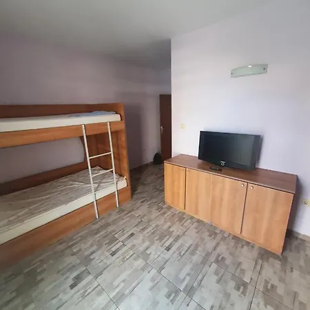 Hotel 415 فندق ساني بيتش