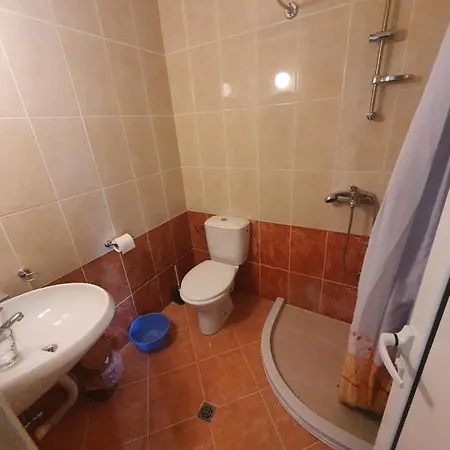 Hotel 415 *